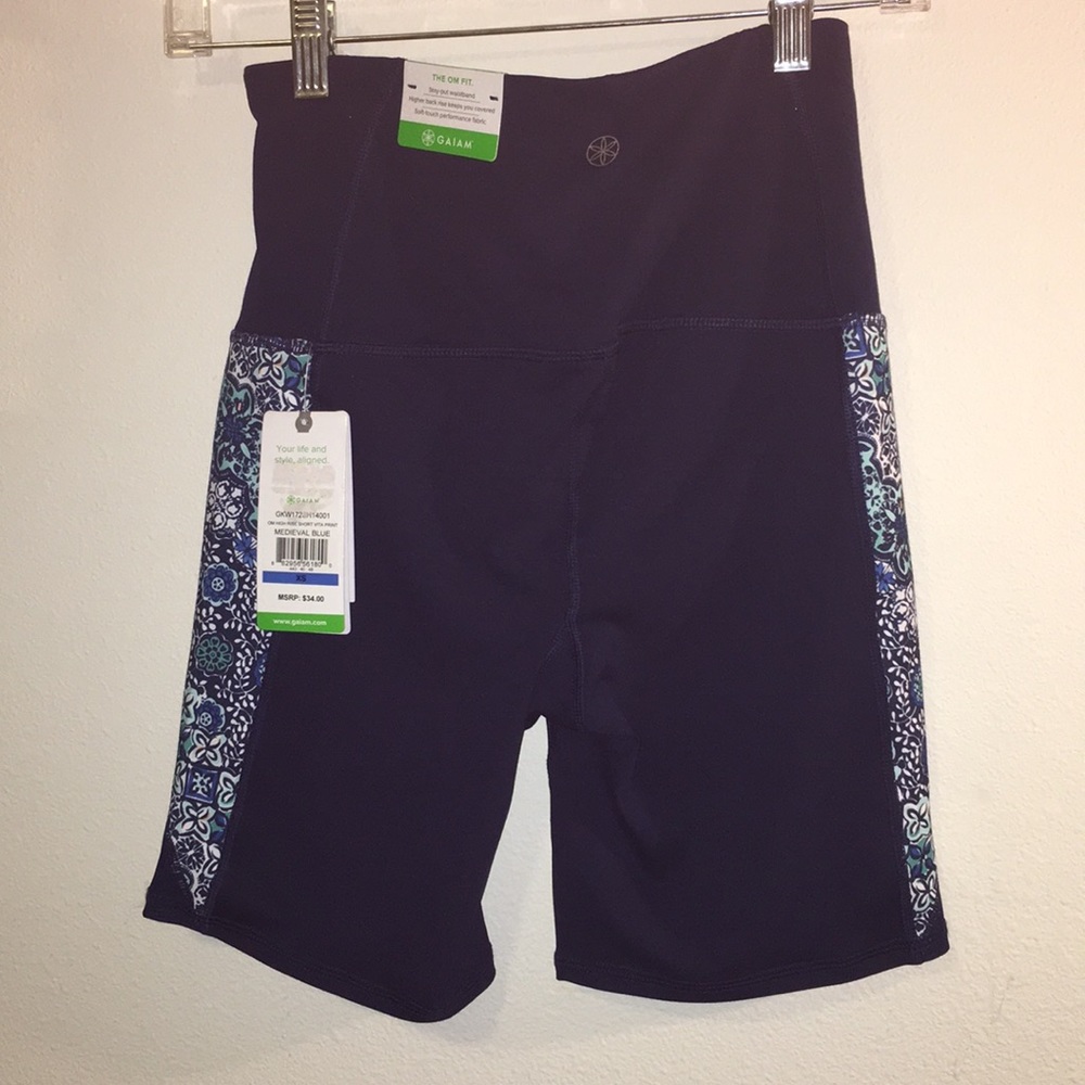 Retail New-OM HIGH RISE SHORT VITA PRINT-S- XS